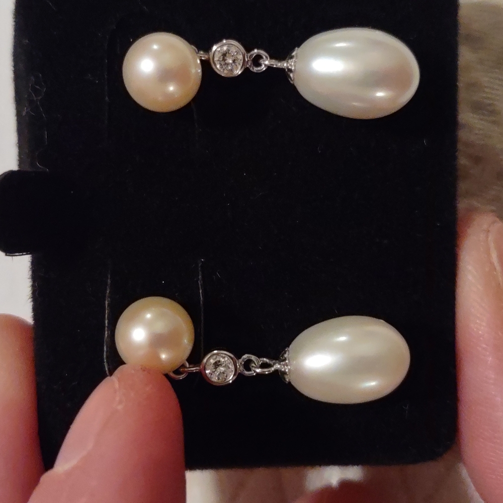 14kt white gold necklace with diamond and pearl drop pendant and earring… - Picture 14 of 14